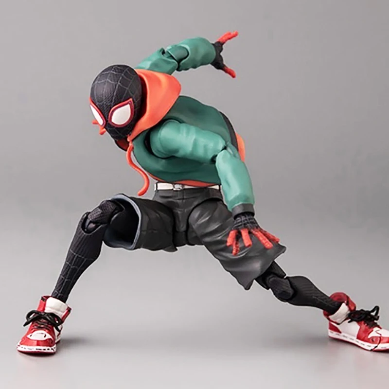 Action Figure Miles Morales Sp - Model Kit Thousand Sunny 评论和价格