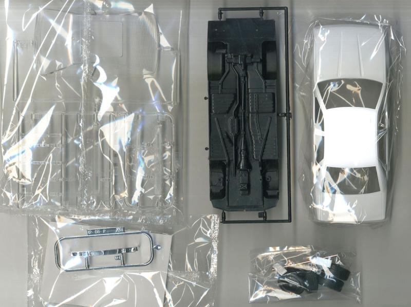 Aoshima 06111 static assembled - Model Kit Aoshima 评论和价格
