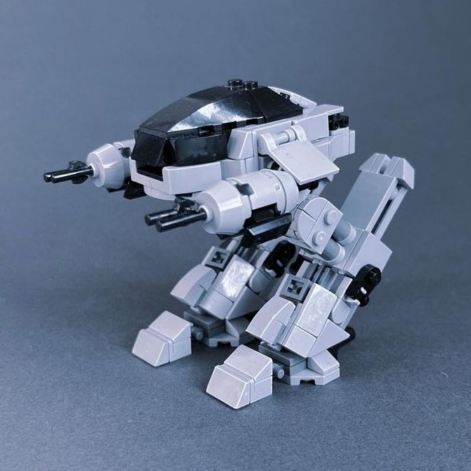 ED-209 Robot Building Blocks T - Model Kit Robocop 评论和价格