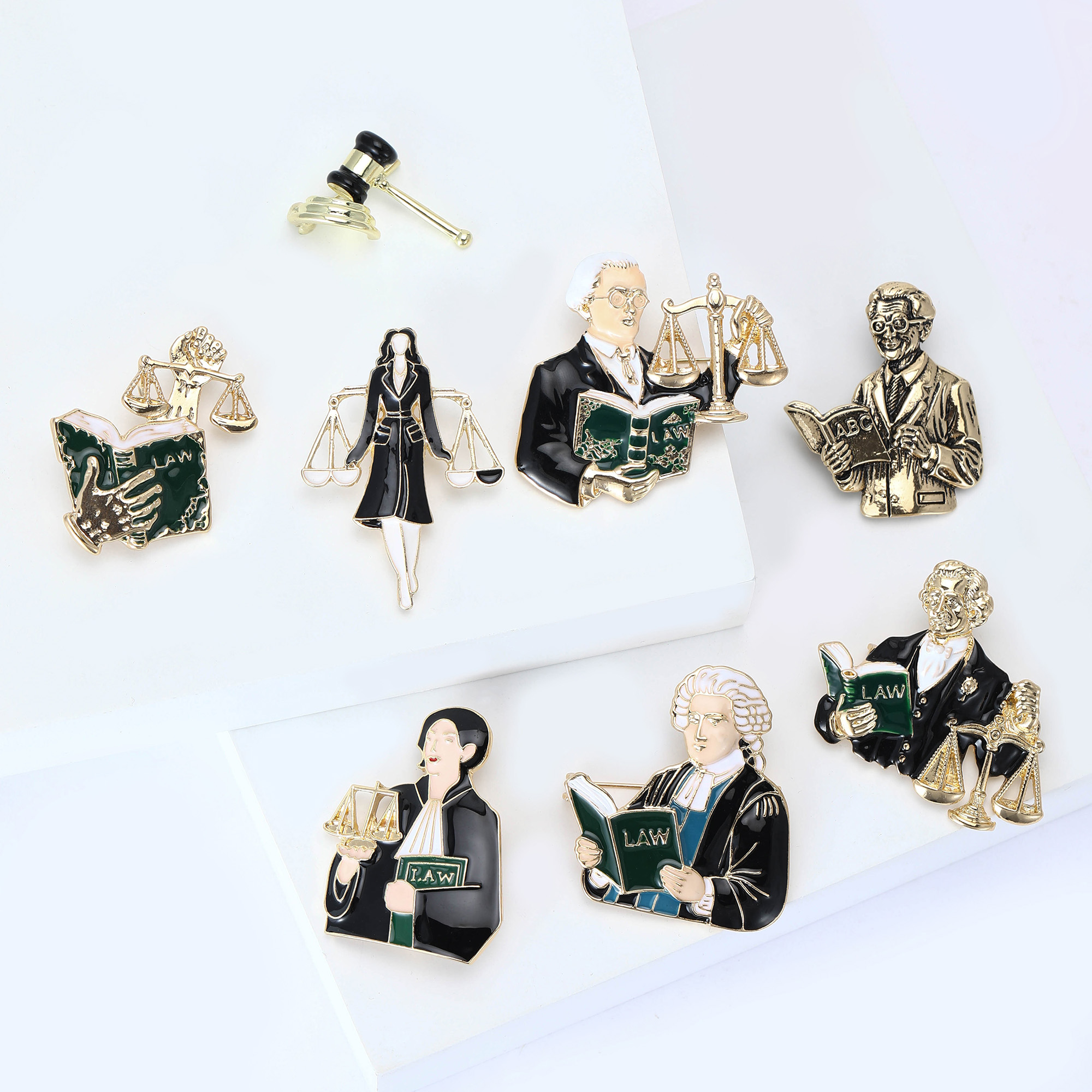 Beaut&Berry Luxury Enamel Just - Model Kit Judge 评论和价格
