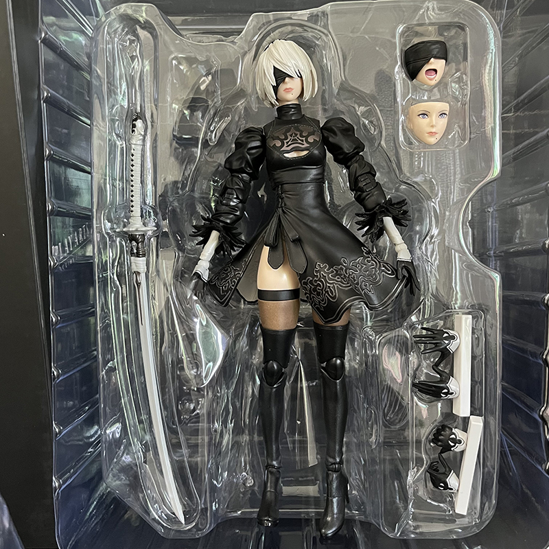 Play Arts Kai NieR:Automata 2  - Model Kit Nier Automata 评论和价格