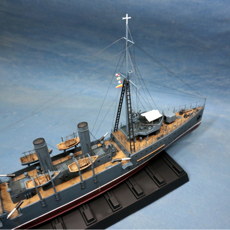 Trumpeter Assembled Warship Mo - Model Kit Aoshima 评论和价格