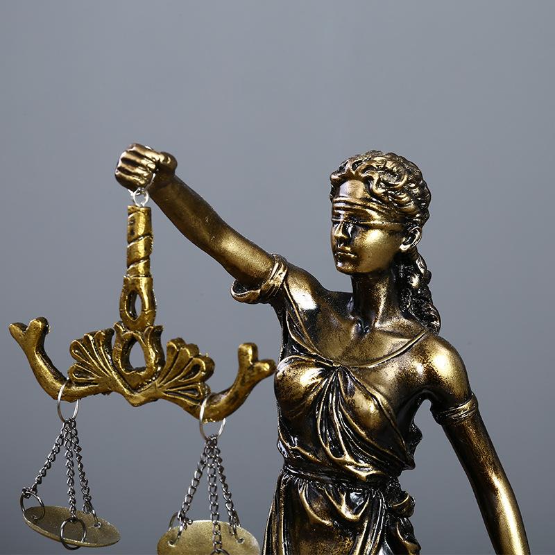 Antique Brass Lady Justice Sta - Model Kit Judge 评论和价格