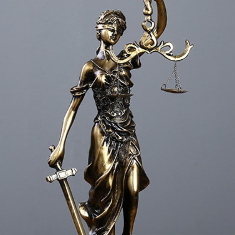 Antique Brass Lady Justice Sta - Model Kit Judge 评论和价格