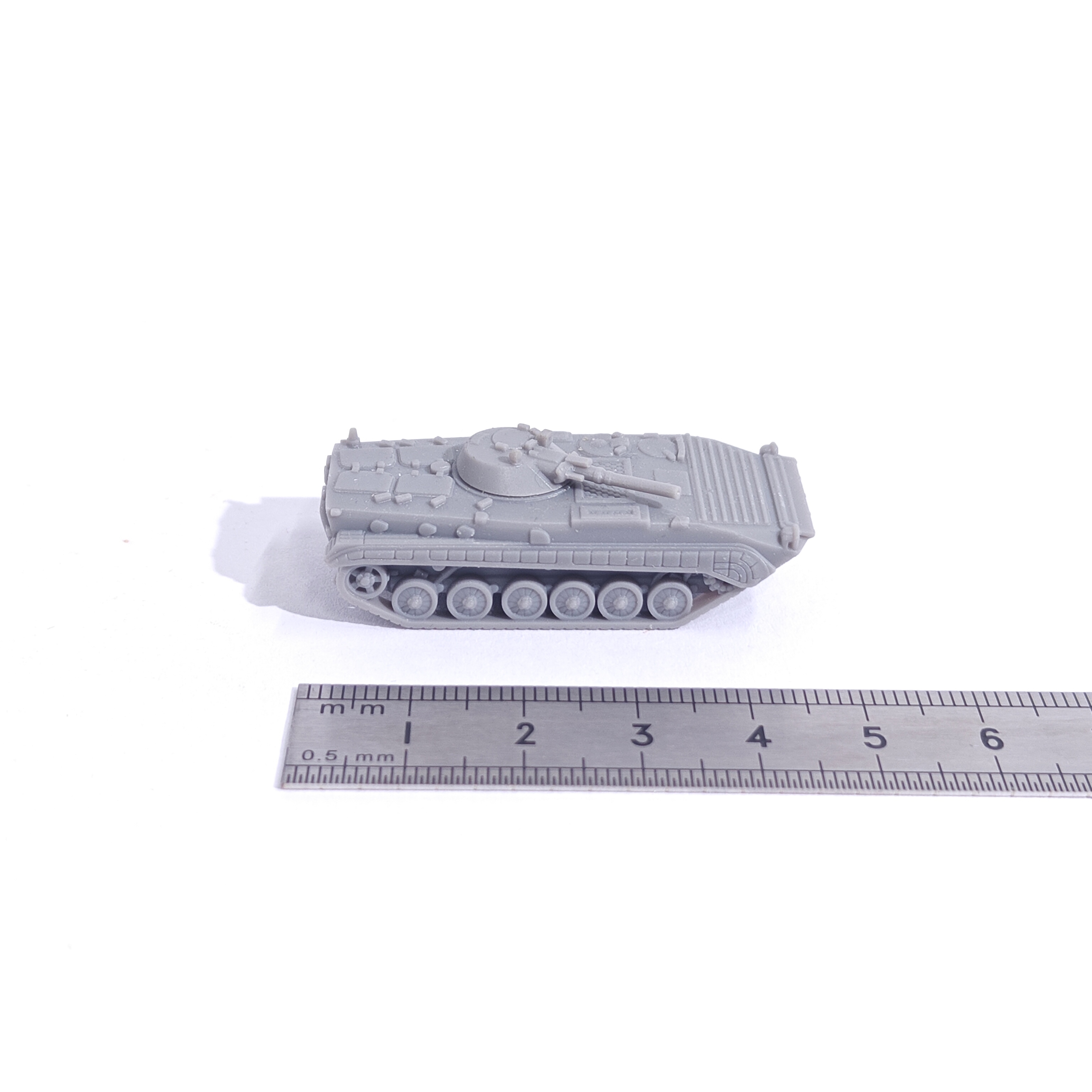 1/144 Scale BMP-1 infantry fig - Model Kit Walmart 评论和价格