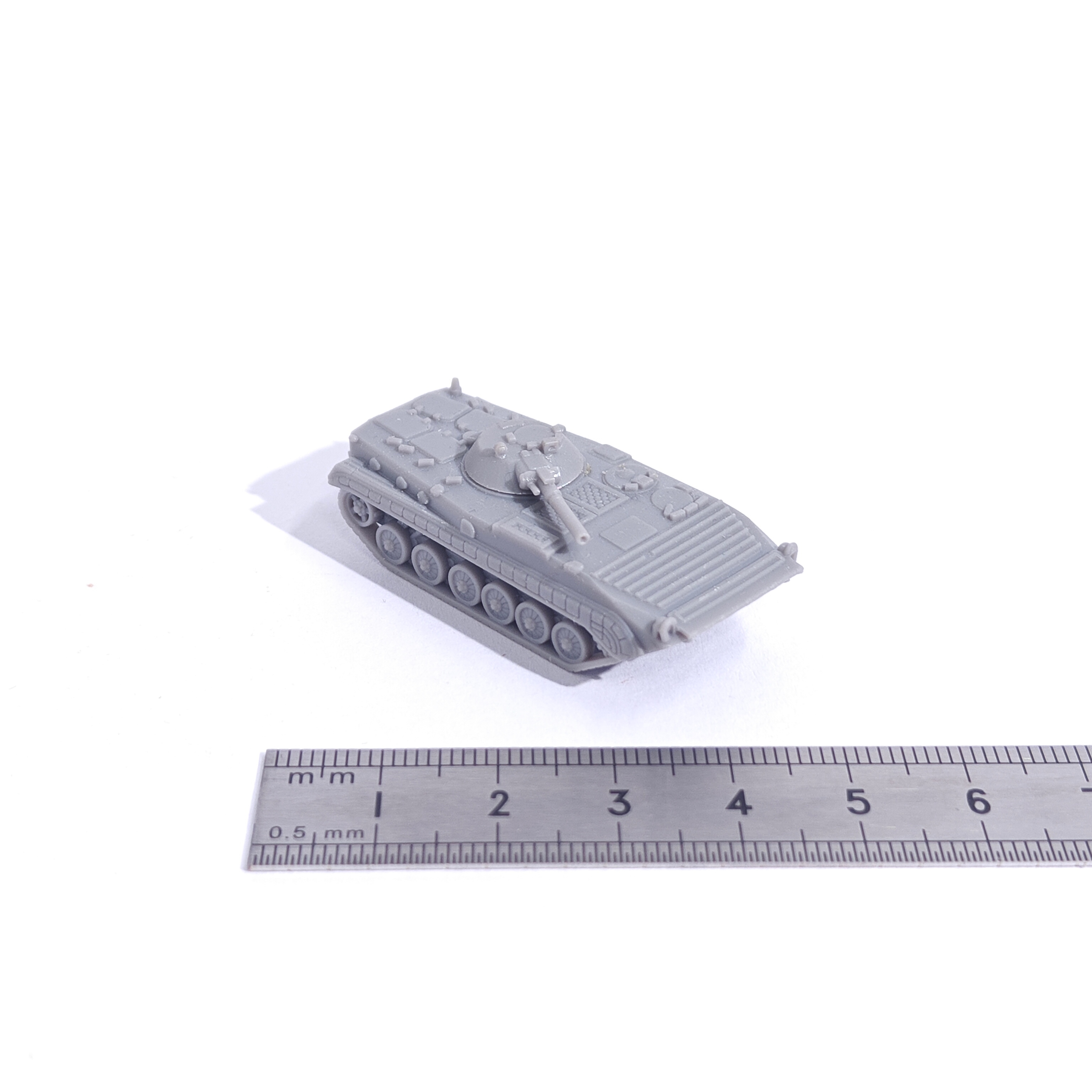 1/144 Scale BMP-1 infantry fig - Model Kit Walmart 评论和价格