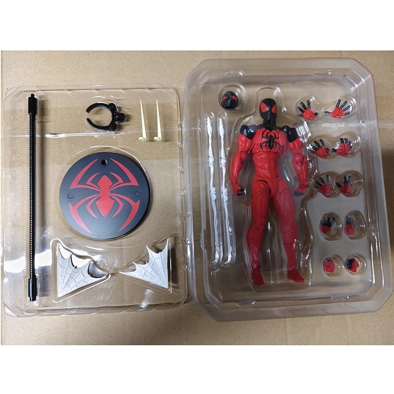 Hot Toys Superior Spider-Man M - Model Kit Thousand Sunny 评论和价格